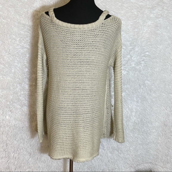 Quinn Women’s Pullover Cold Shoulder Knit Boho Sweater - Picture 7 of 10